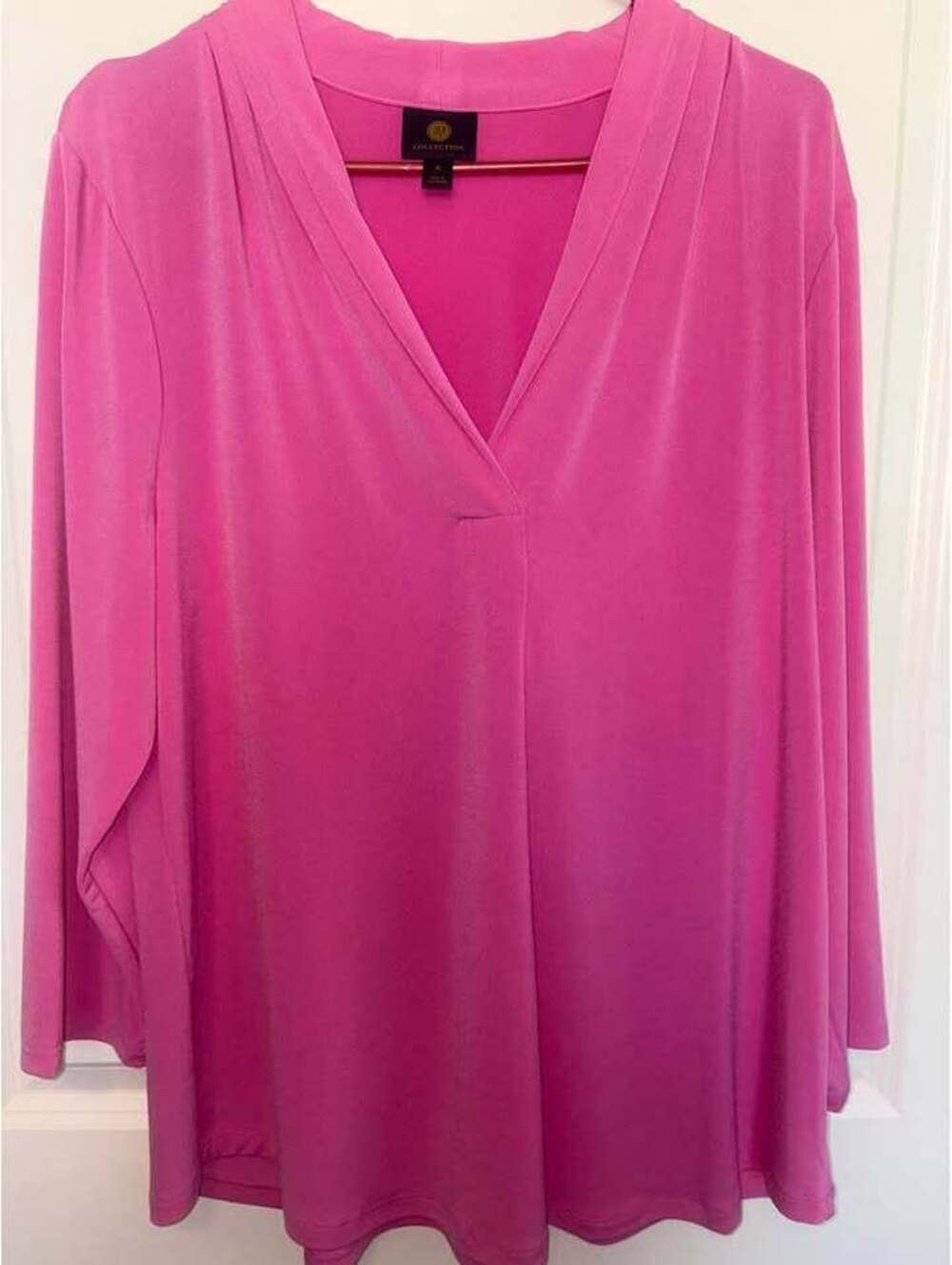 JM Collection Phlox Pink V-Neck Top, Size XL